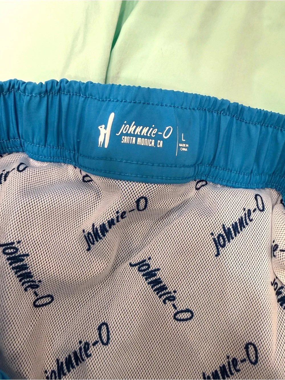 Johnnie-O Tully Half Elastic 7” Surf Short Swim Trunks – Large – Bright Blue / M